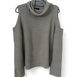 Women's Cold Shoulder Sweater - Gray/tan
